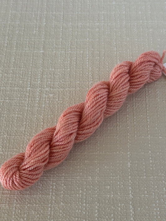 Hibiscus Dinky Dyes Jumbuck 1102