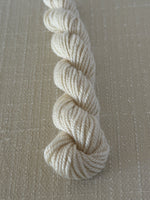 Ecru Dinky Dyes Jumbuck 1800