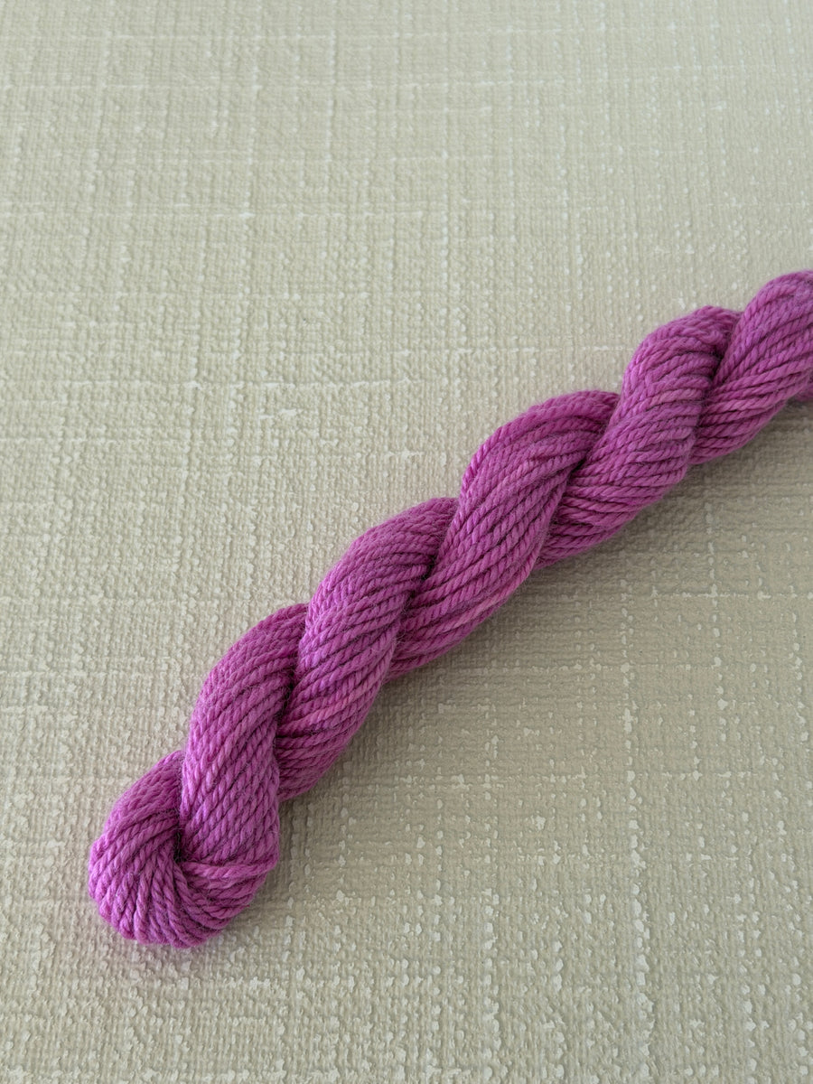 Razzleberry Light Dinky Dyes Jumbuck 1279-L