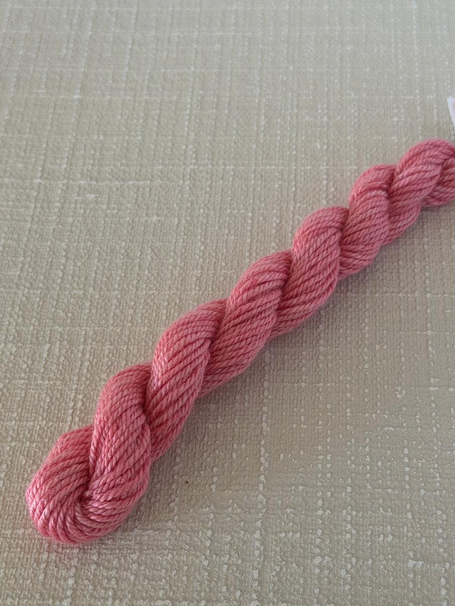 Hollyhock Light Dinky Dyes Jumbuck 1300 L