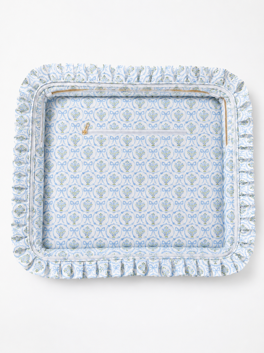 Hydrangea Trellis Ruffle Carryall Project Bag